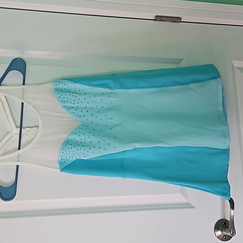 Crowned athletics Snow Queen XL top